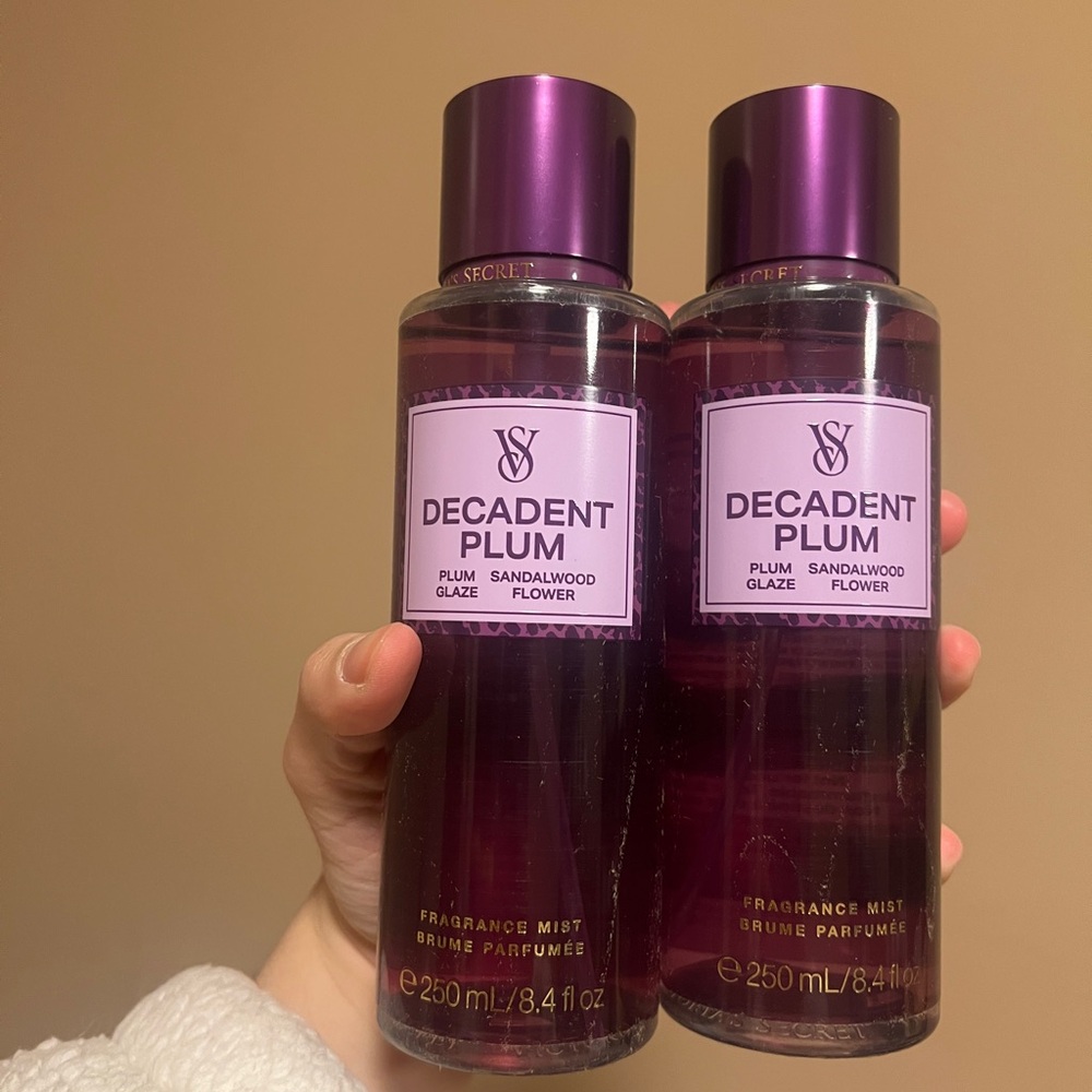 Victoria’s Secret DECADENT PLUM mist set